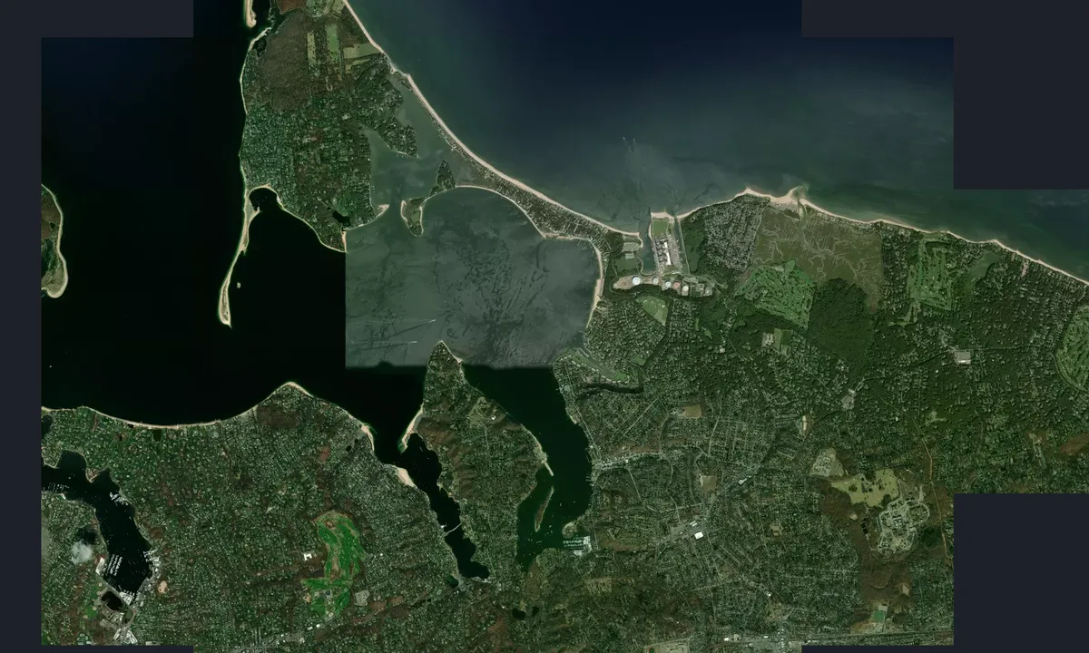 Flyfoto av Northport Bay