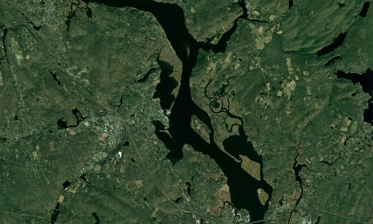 Flyfoto av Nott Island