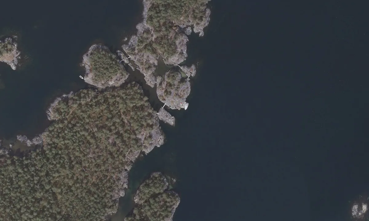 Bergaholmen - Økstrafjorden: Flyfoto av Økstrafjorden