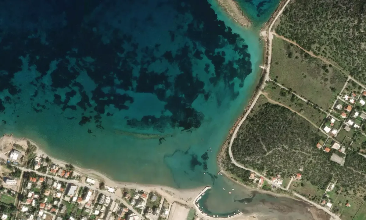 Flyfoto av Ormos Markopoulou South