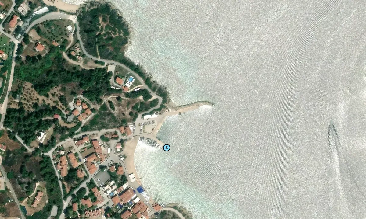Satelite image of Ormos Panagias town quay