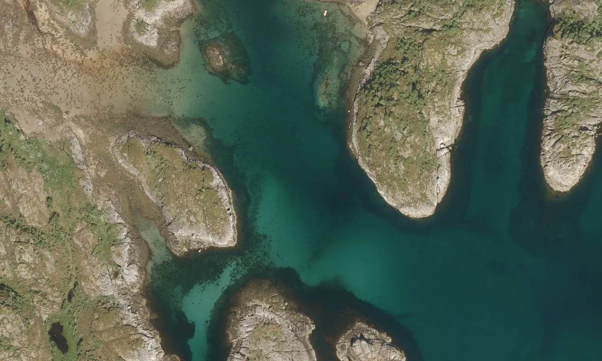 Flyfoto av Ørsnesvika