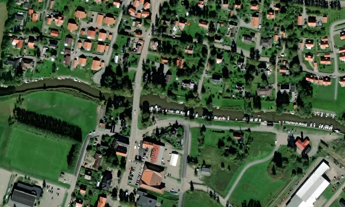 Flyfoto av Örsundsbro