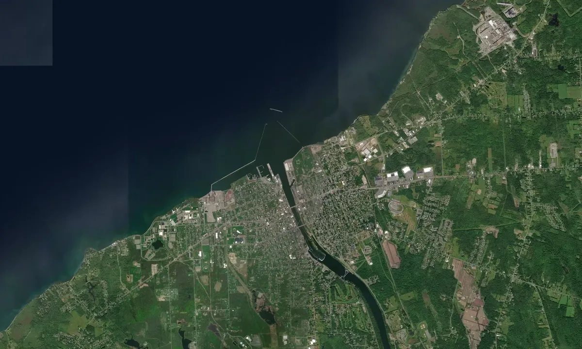 Flyfoto av Oswego Marina