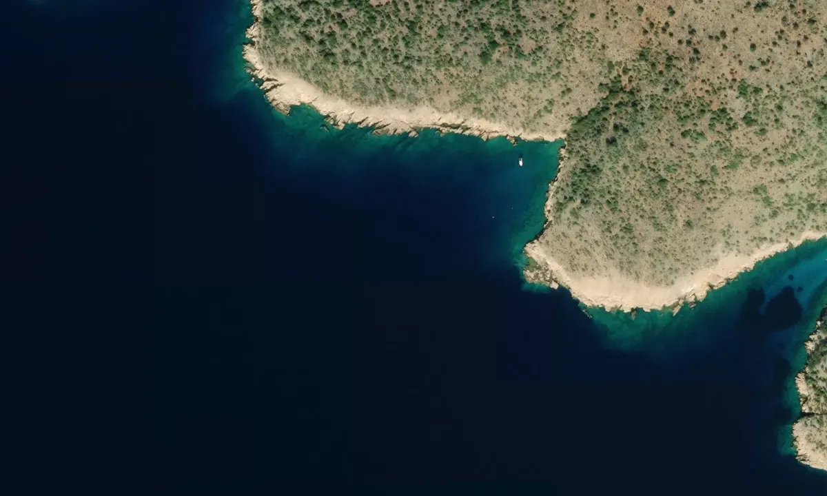 Flyfoto av Otok Plavnik