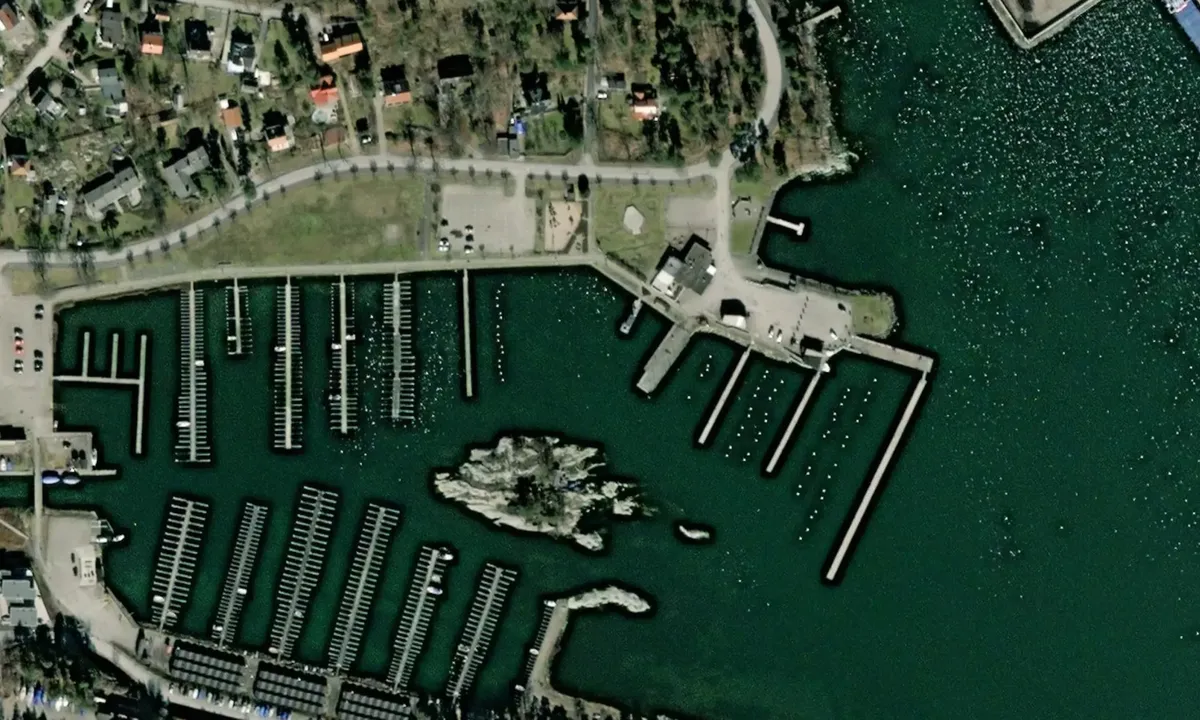 Flyfoto av Oxelösunds Gästhamn