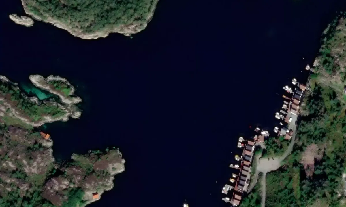 Satelite image of Øydjordspollen