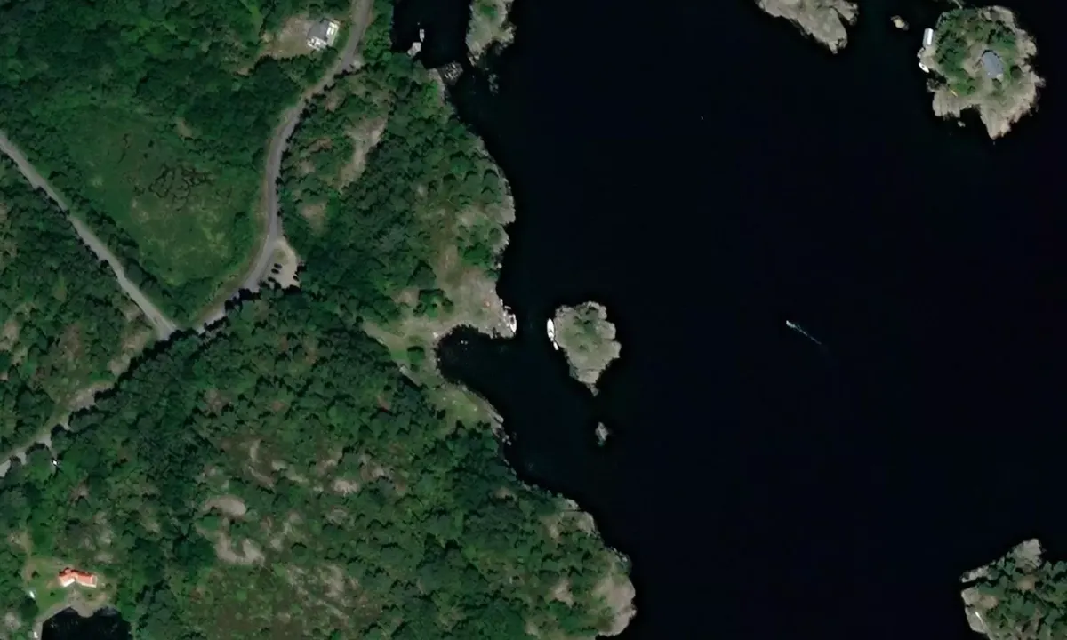 Satelite image of Paradisbukta