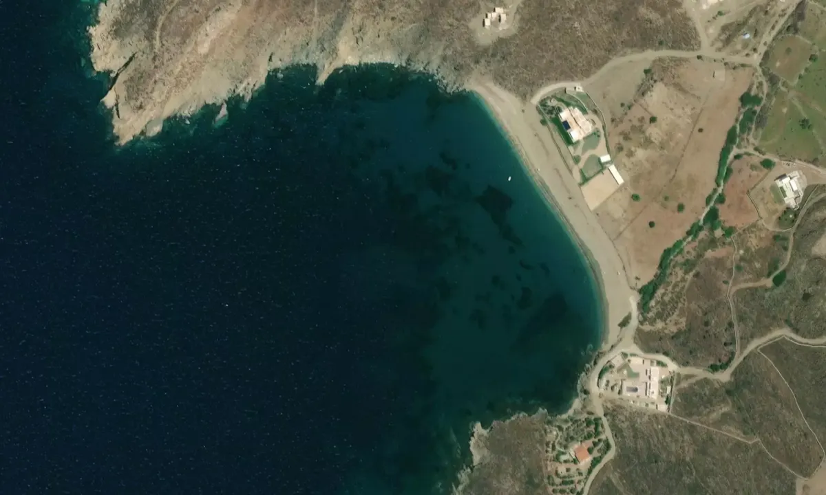Satelite image of Paralia Pisolimnionas