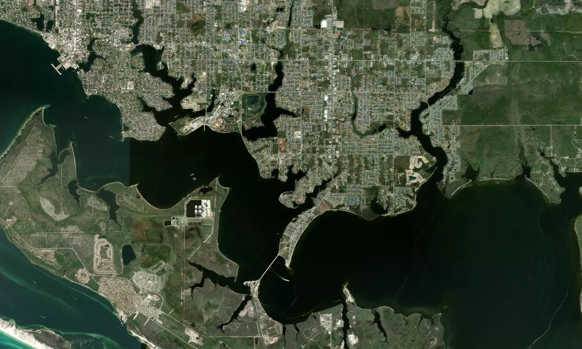 Flyfoto av Parker Bayou - 1