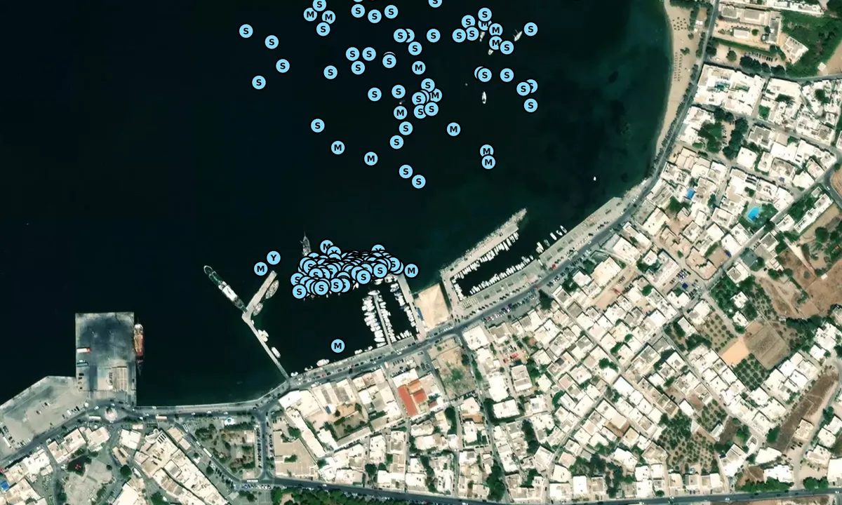 Satelite image of Paroika marina