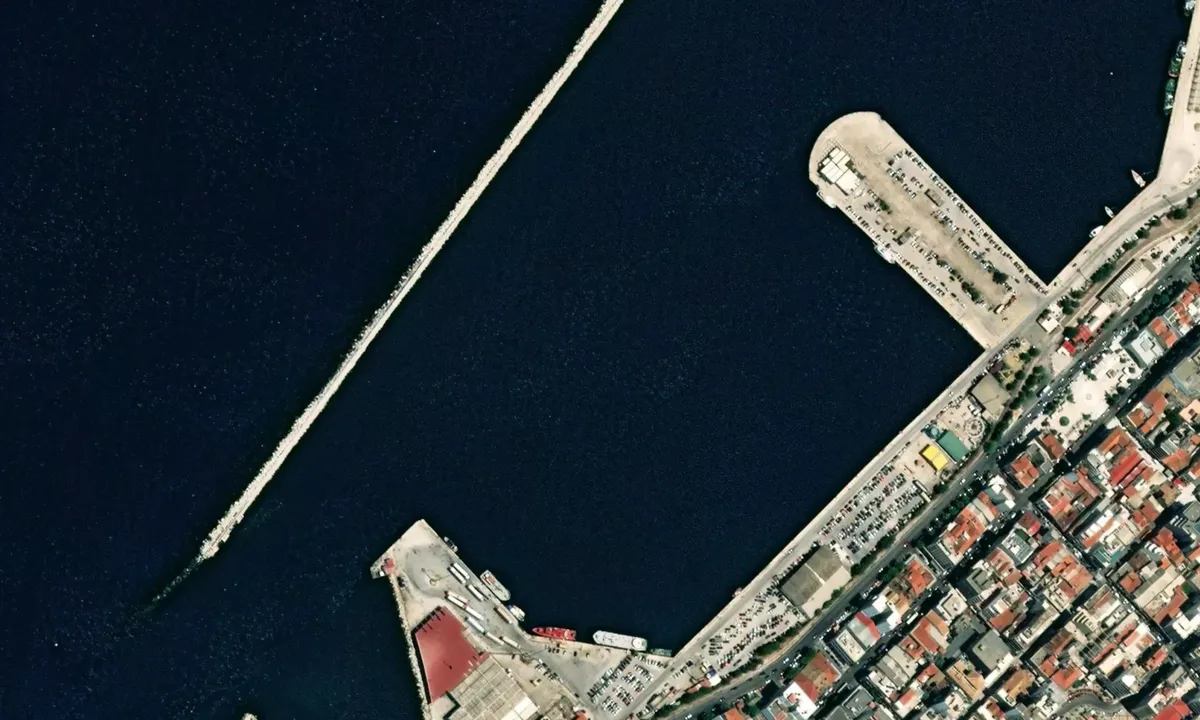 Flyfoto av Patras Marina