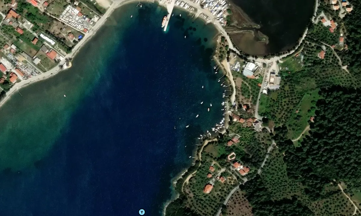 Satelite image of Pentru ambarcatiuni sub 2 metri inatime