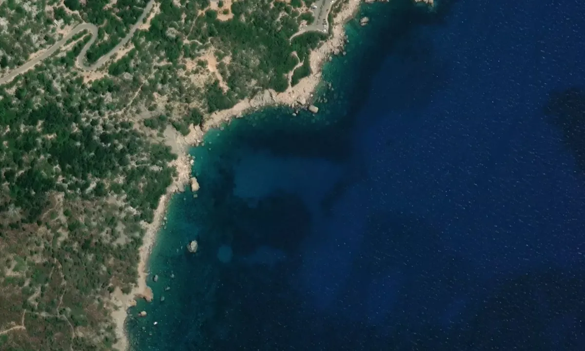 Satelite image of Perdra Longa