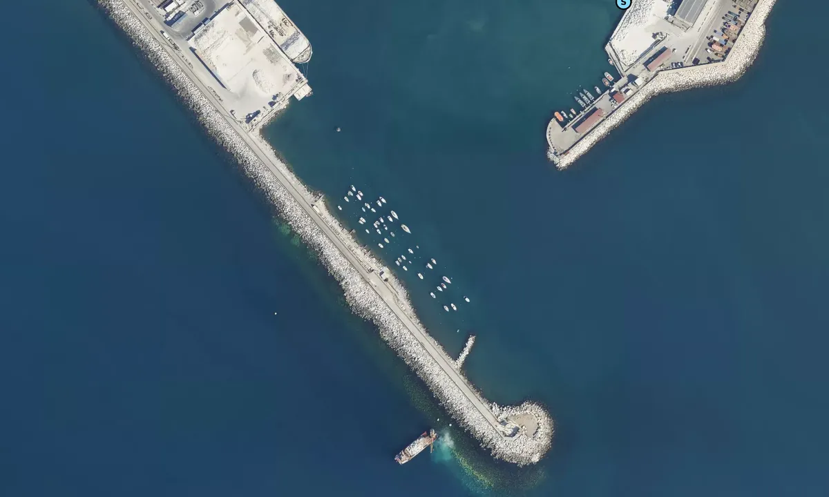 Satelite image of Pescatori Marina di Carrara