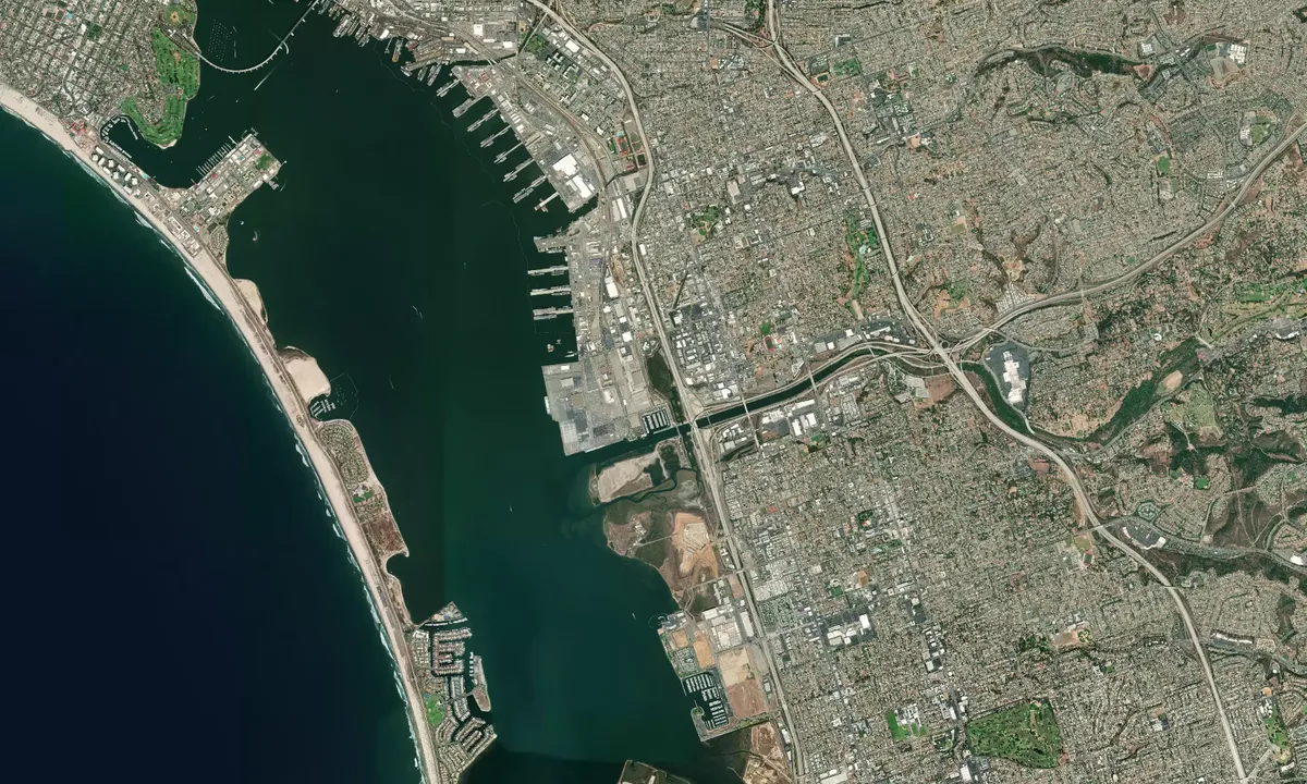 Flyfoto av Pier 32 Marina - National City