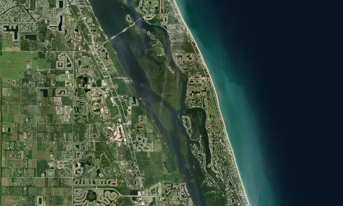 Flyfoto av Pine Island - 1