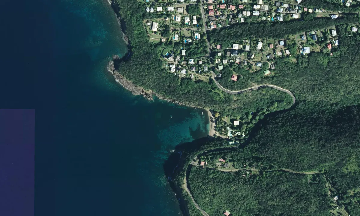 Flyfoto av Plage de Petite Anse