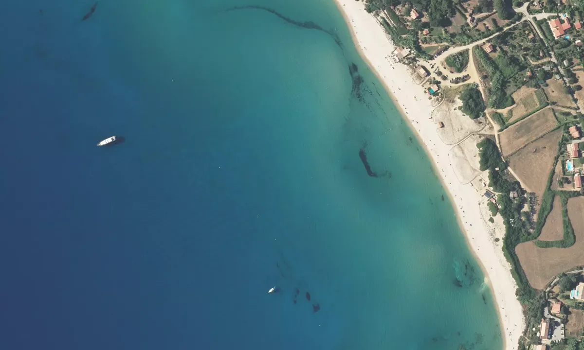 Flyfoto av Plage du Pero