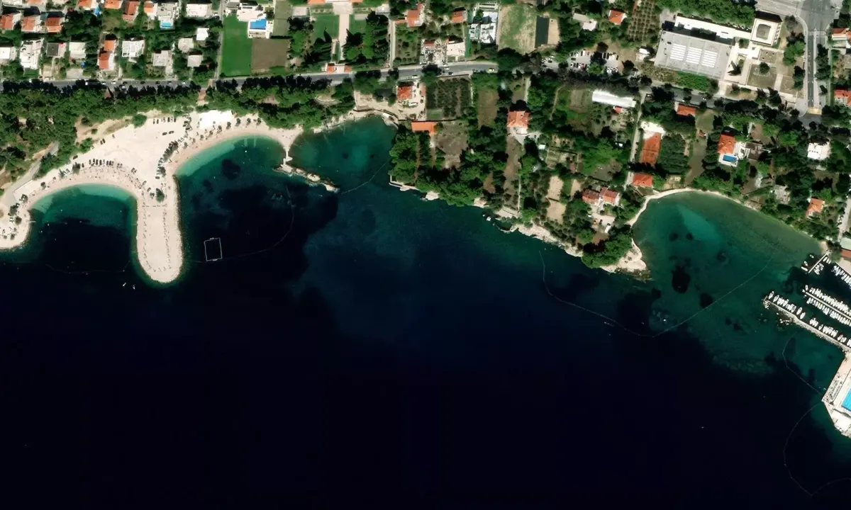 Satelite image of Plaža Ježinac