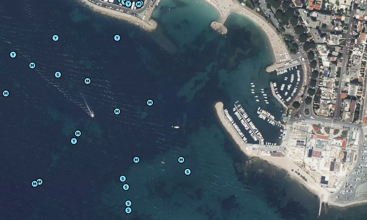 Satelite image of Pointe Croisette 1