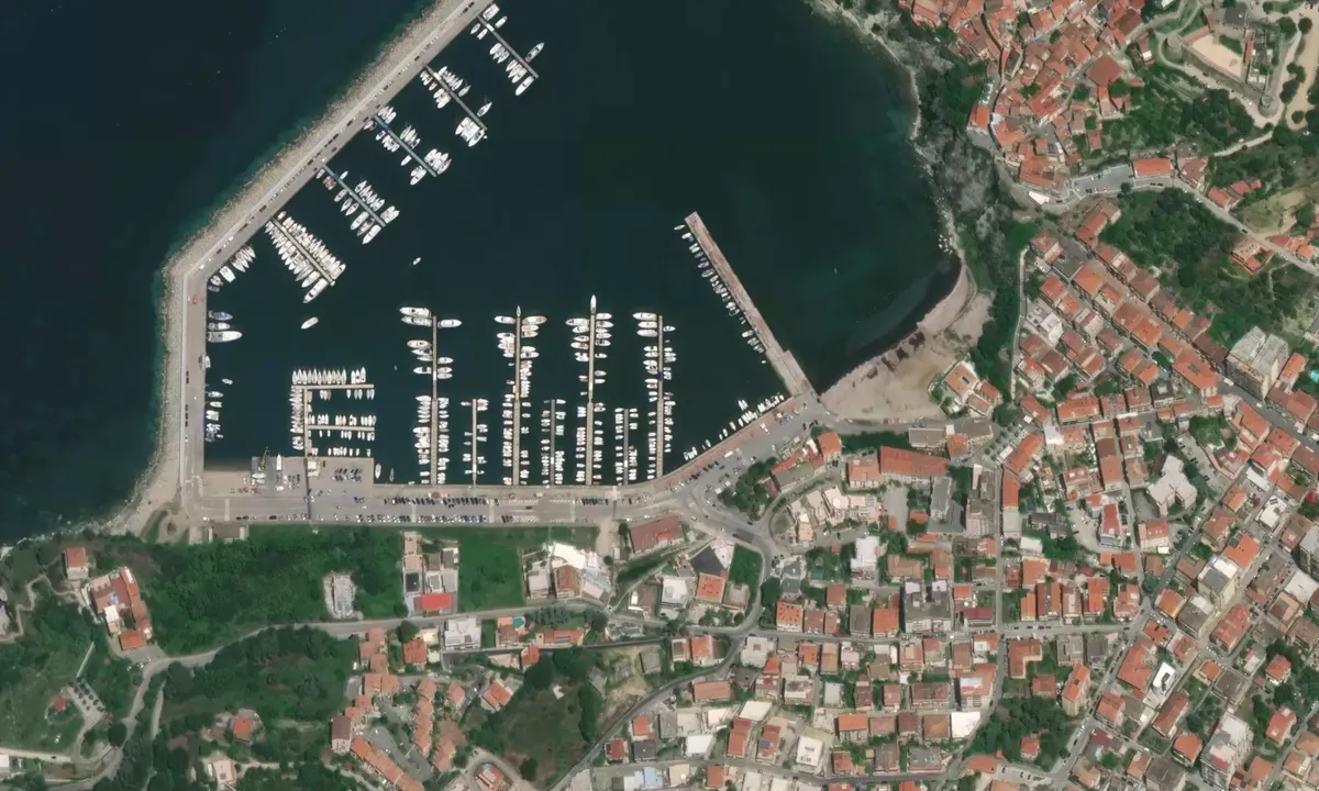 Flyfoto av Pontile
