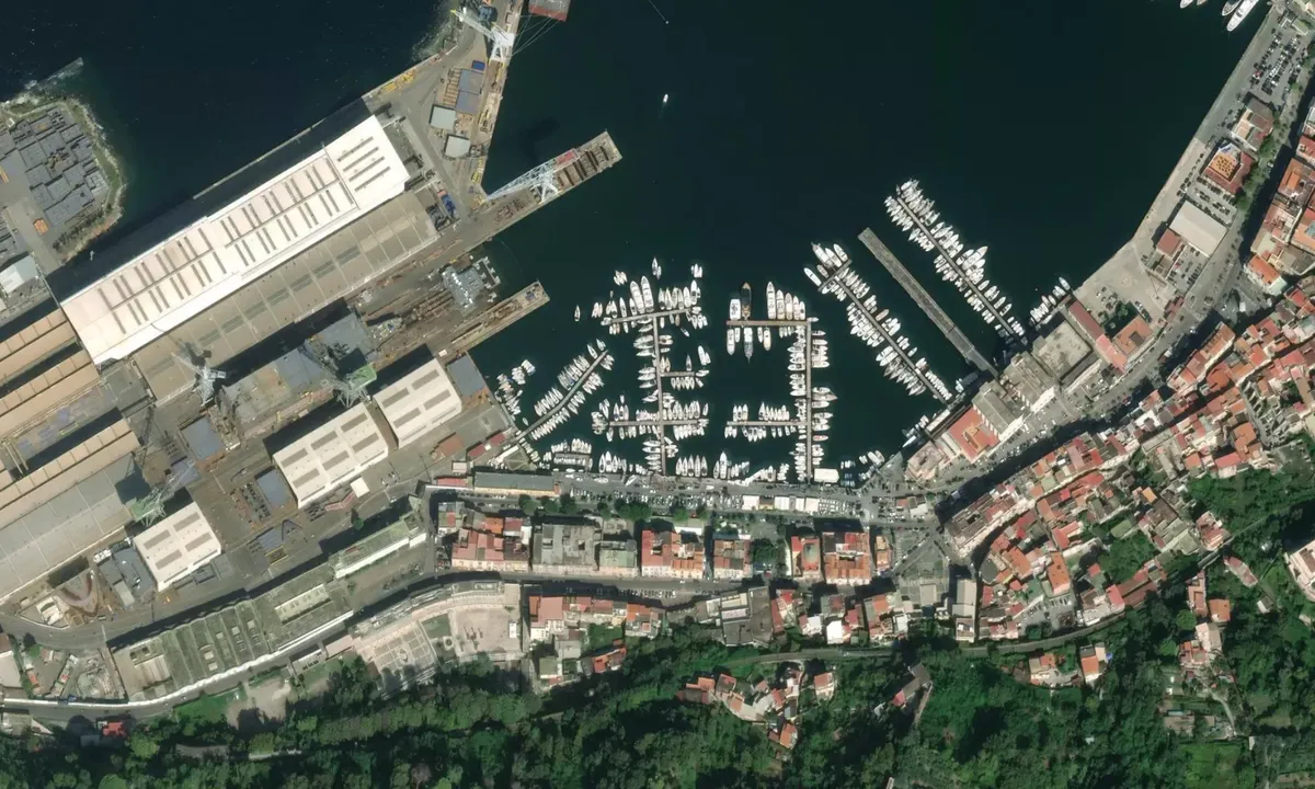 Flyfoto av Pontile S. Gennaro