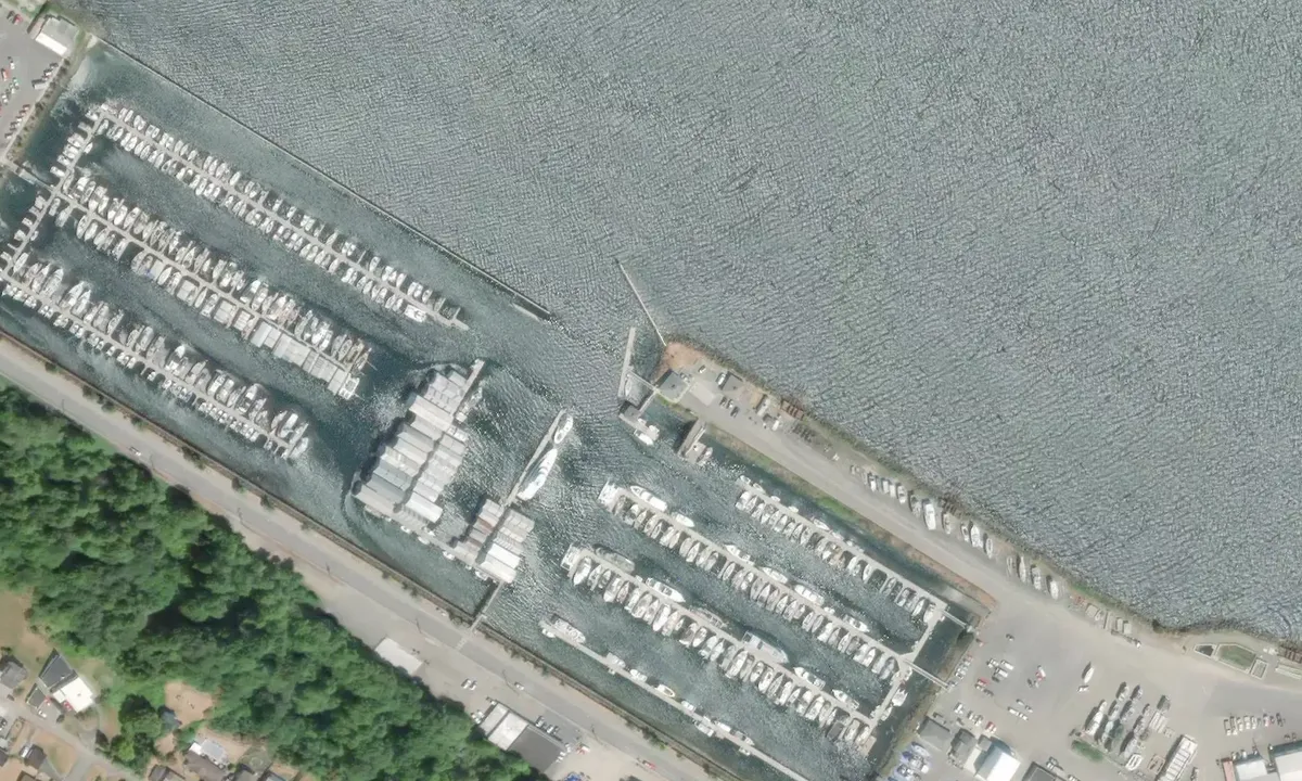 Flyfoto av Port Angeles Boat Haven