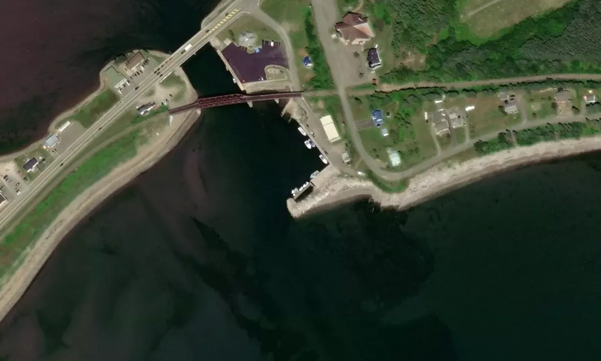 Satelite image of Port-Daniel Fed Wharf