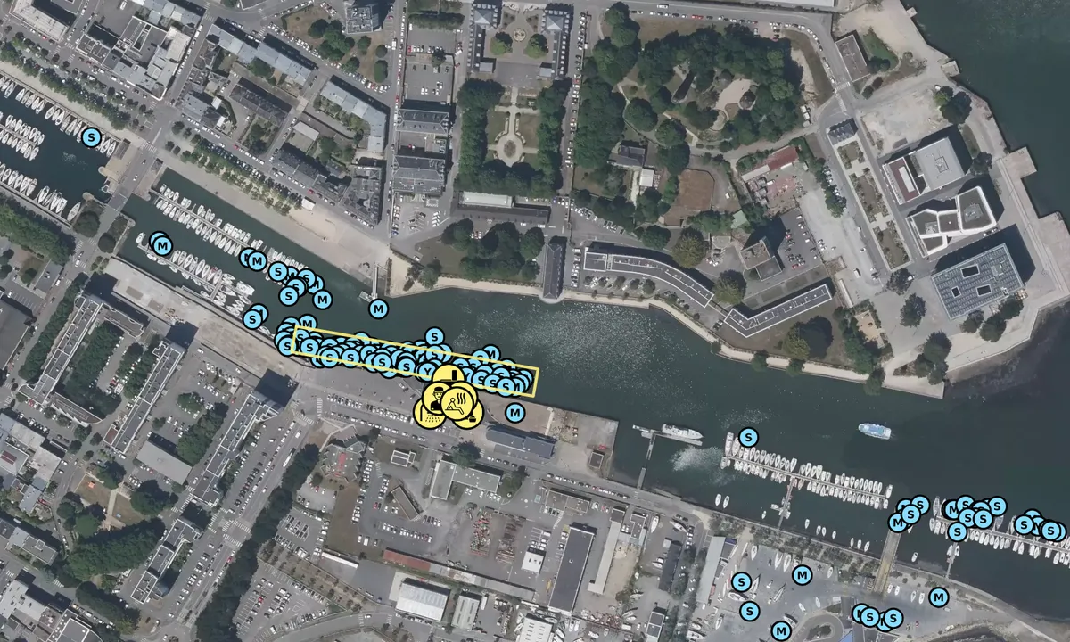 Satelite image of Port de Lorient