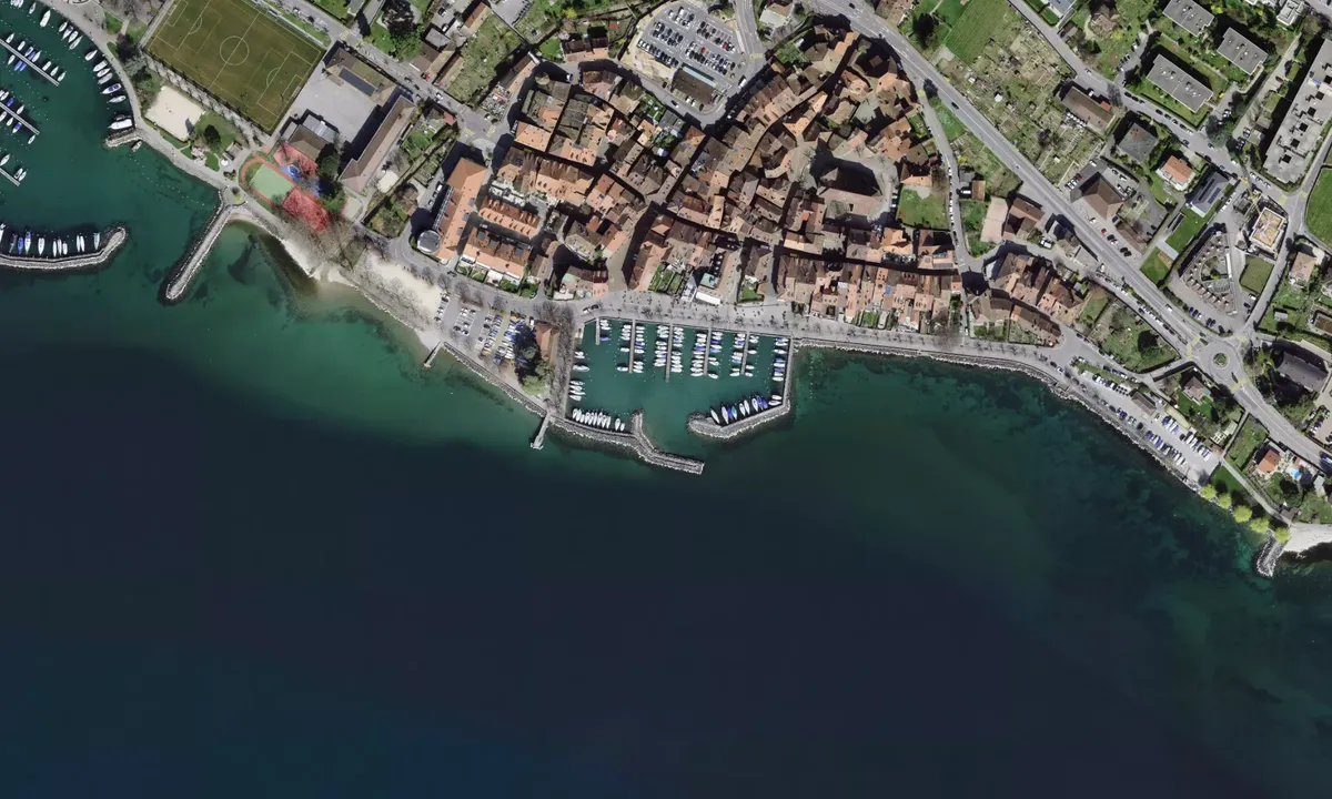 Flyfoto av Port de Lutry