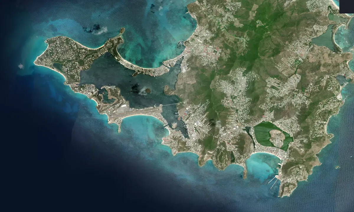 Flyfoto av Port De Plaisance
