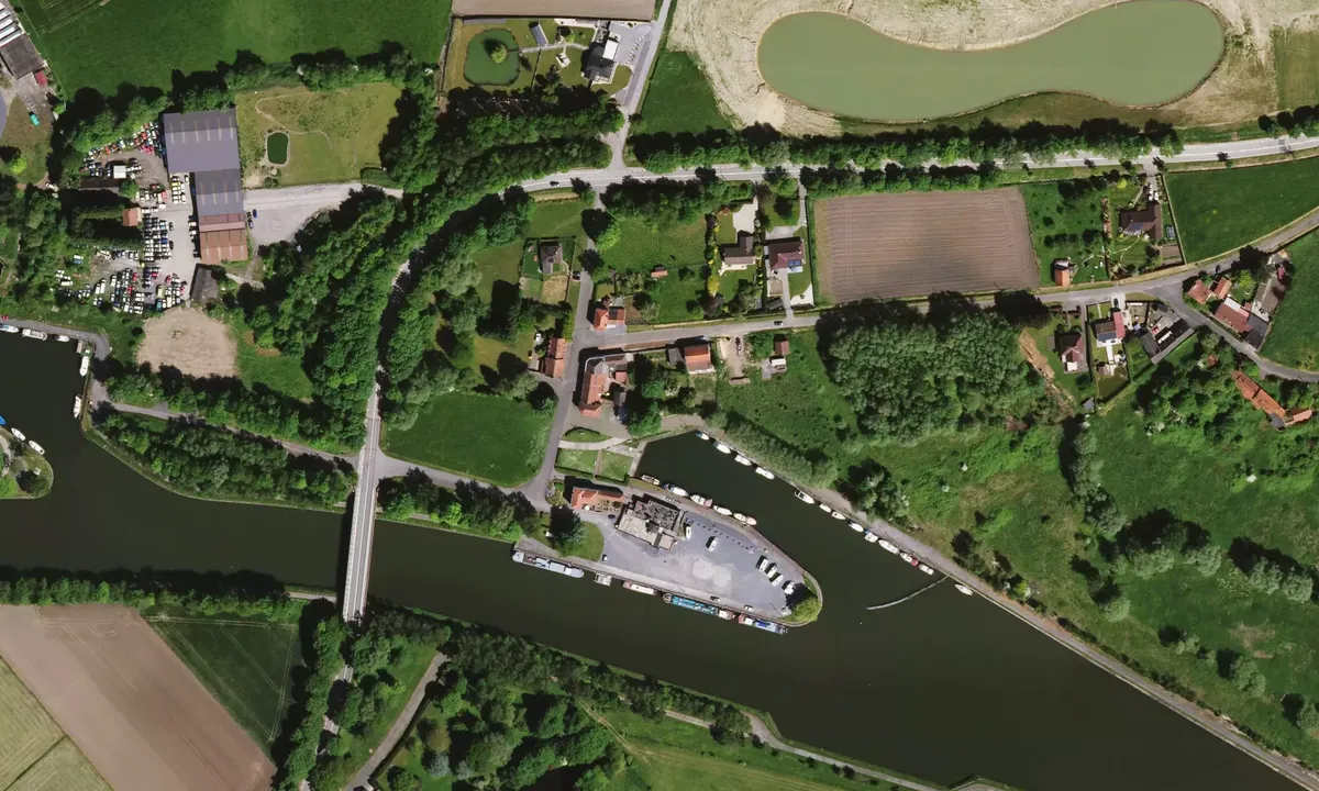 Satelite image of Port De Plaisance De Peruwelz