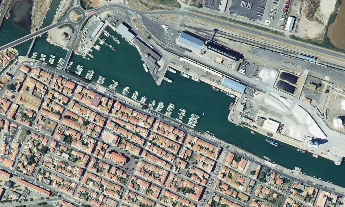 Flyfoto av Port-la-Nouvelle
