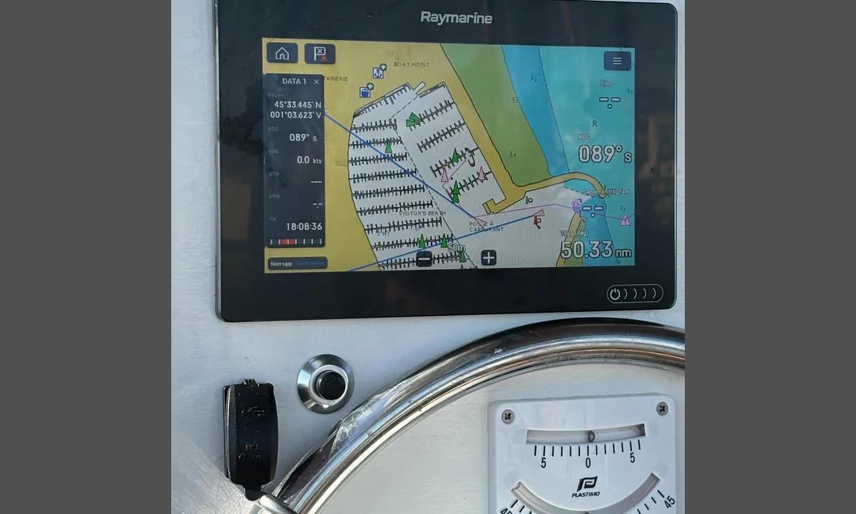 {"base": "se", "no": "V\u00e5r plass i havnen", "se": "V\u00e5r plats i hamnen", "en": "Our Place in the Harbour", "da": "Vores plads i havnen", "fr": "Notre place dans le port", "de": "Unser Platz im Hafen", "es": "Nuestro lugar en el puerto", "it": "Il nostro posto nel porto", "pt": "Nosso lugar no porto", "nl": "Onze plek in de haven", "pl": "Nasze miejsce w porcie", "uk": "\u041d\u0430\u0448\u0435 \u043c\u0456\u0441\u0446\u0435 \u0432 \u0433\u0430\u0432\u0430\u043d\u0456", "ro": "Locul nostru \u00een port", "tr": "Limandaki yerimiz", "el": "\u0397 \u03b8\u03ad\u03c3\u03b7 \u03bc\u03b1\u03c2 \u03c3\u03c4\u03bf \u03bb\u03b9\u03bc\u03ac\u03bd\u03b9", "cs": "Na\u0161e m\u00edsto v p\u0159\u00edstavu", "hu": "Kik\u00f6t\u0151i hely\u00fcnk", "fi": "Paikkamme satamassa", "bg": "\u041d\u0430\u0448\u0435\u0442\u043e \u043c\u044f\u0441\u0442\u043e \u0432 \u043f\u0440\u0438\u0441\u0442\u0430\u043d\u0438\u0449\u0435\u0442\u043e", "sr": "Na\u0161e mesto u luci", "et": "Meie koht sadamas", "lv": "M\u016bsu vieta ost\u0101", "lt": "M\u016bs\u0173 vieta uoste"}