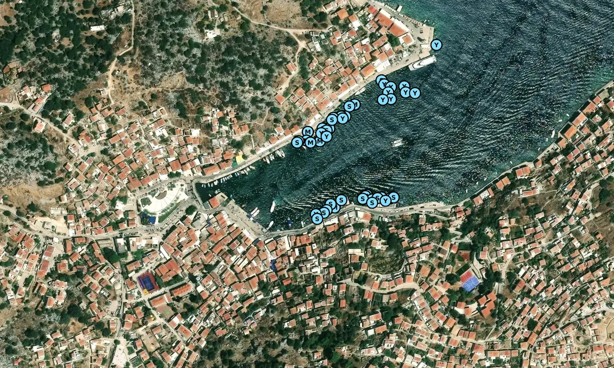 Satelite image of Port of Gialos