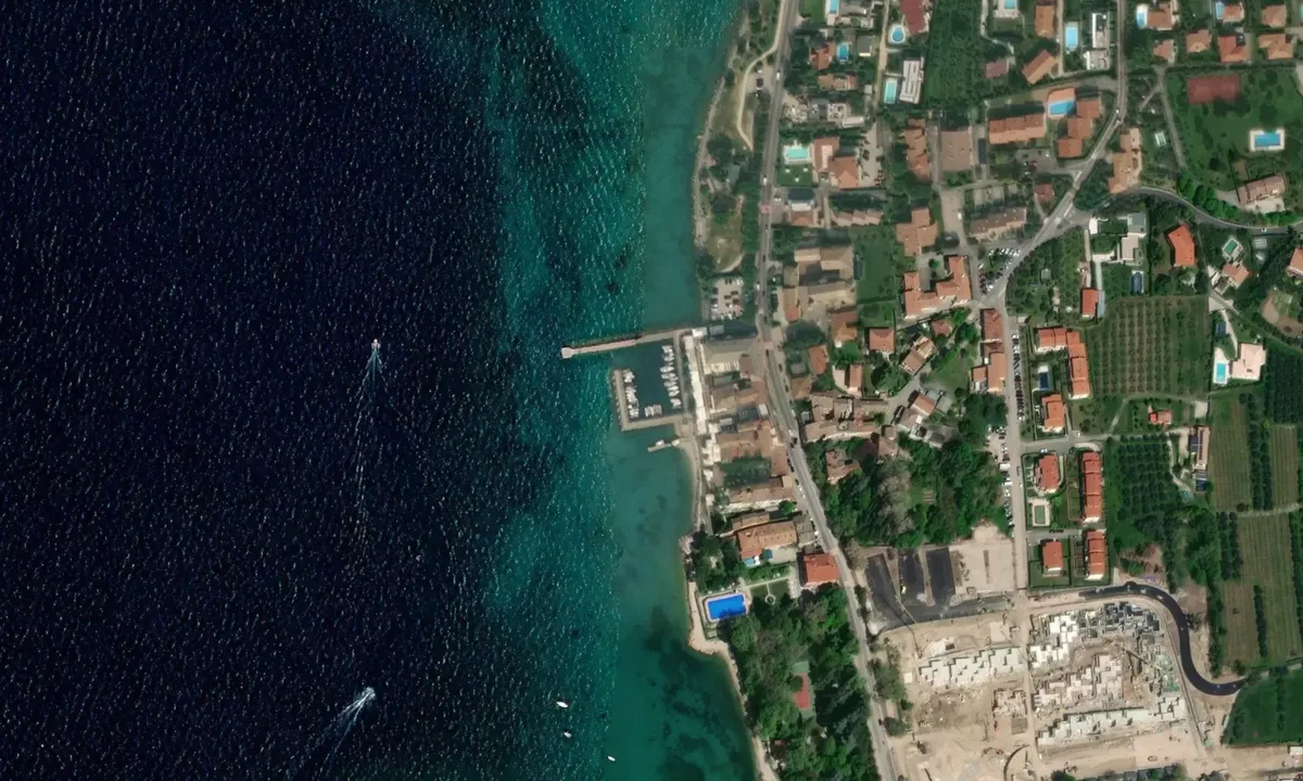 Flyfoto av Porticciolo di Cisano,Bardolino