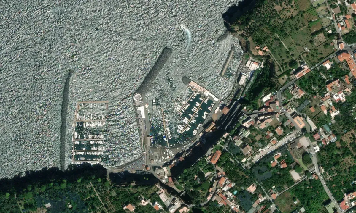 Flyfoto av Porticciolo di Marina di Cassano