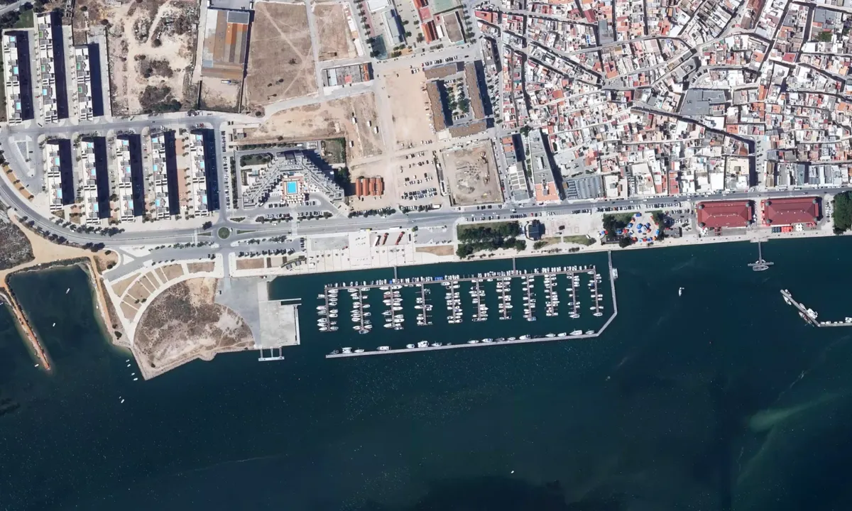 Flyfoto av Porto de Recreio de Olhão
