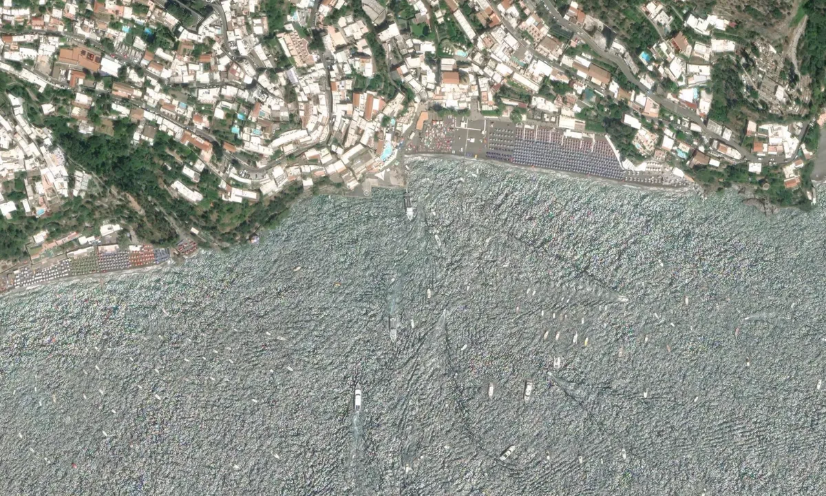 Flyfoto av Positano Moorings