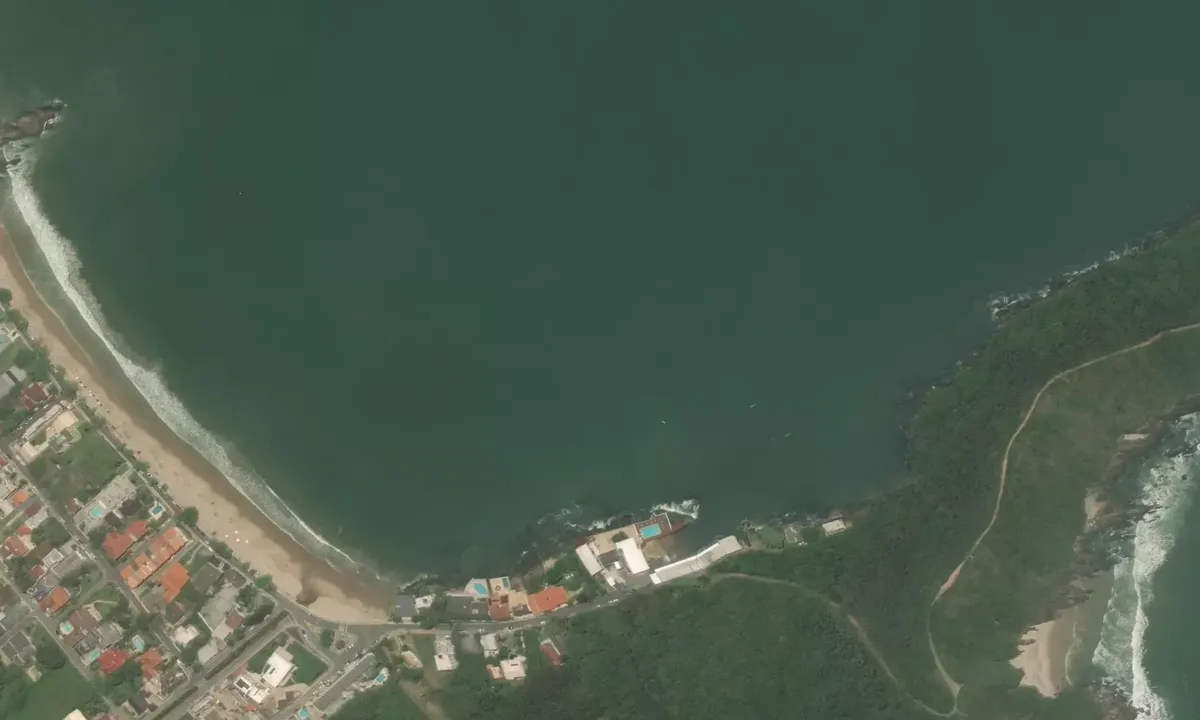 Satelite image of Praia de Cabeçudas