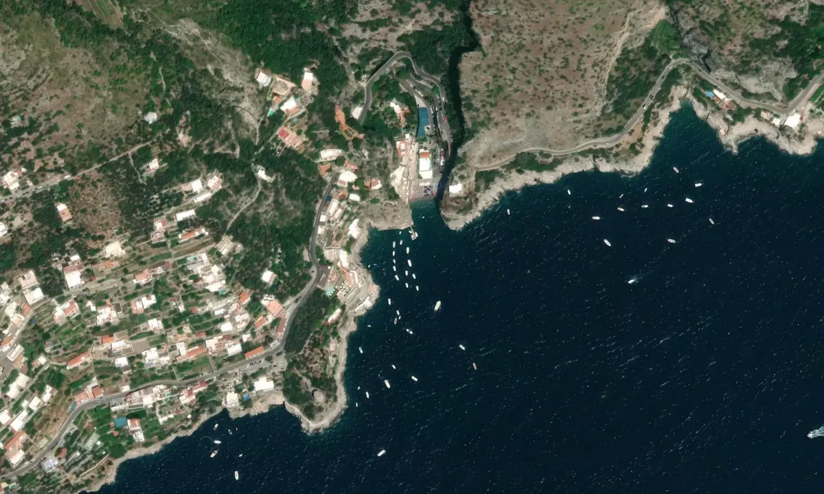 Flyfoto av Praiano
