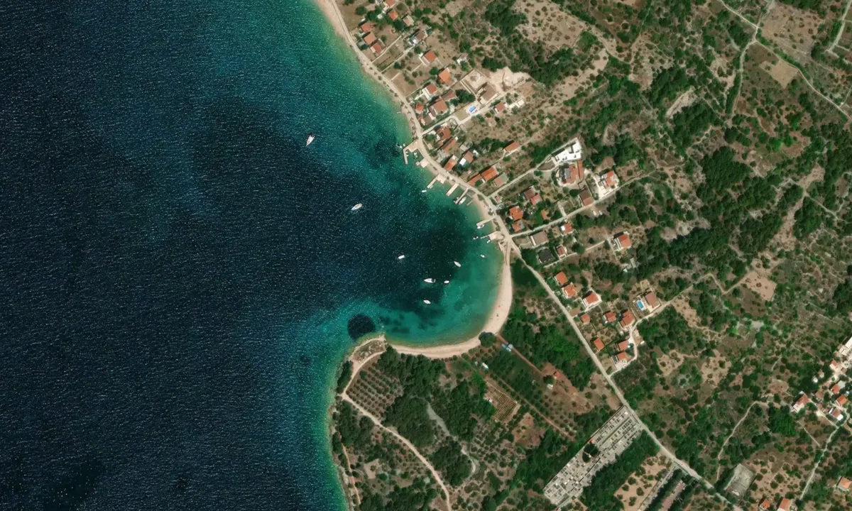 Flyfoto av Prvic Sepurine