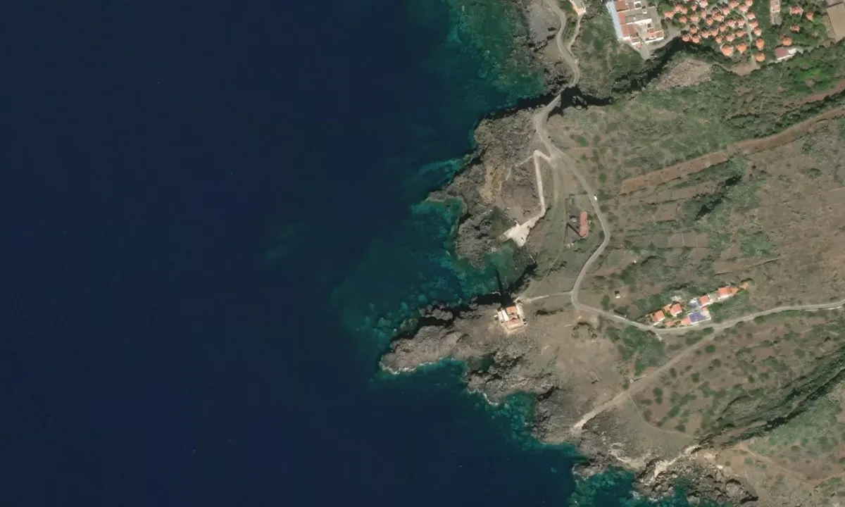 Flyfoto av Punta Gavazzi