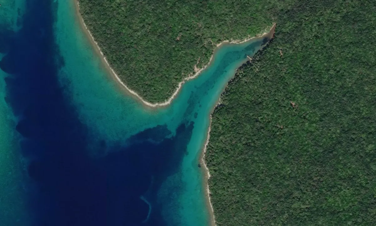 Flyfoto av Punta Kriza 1