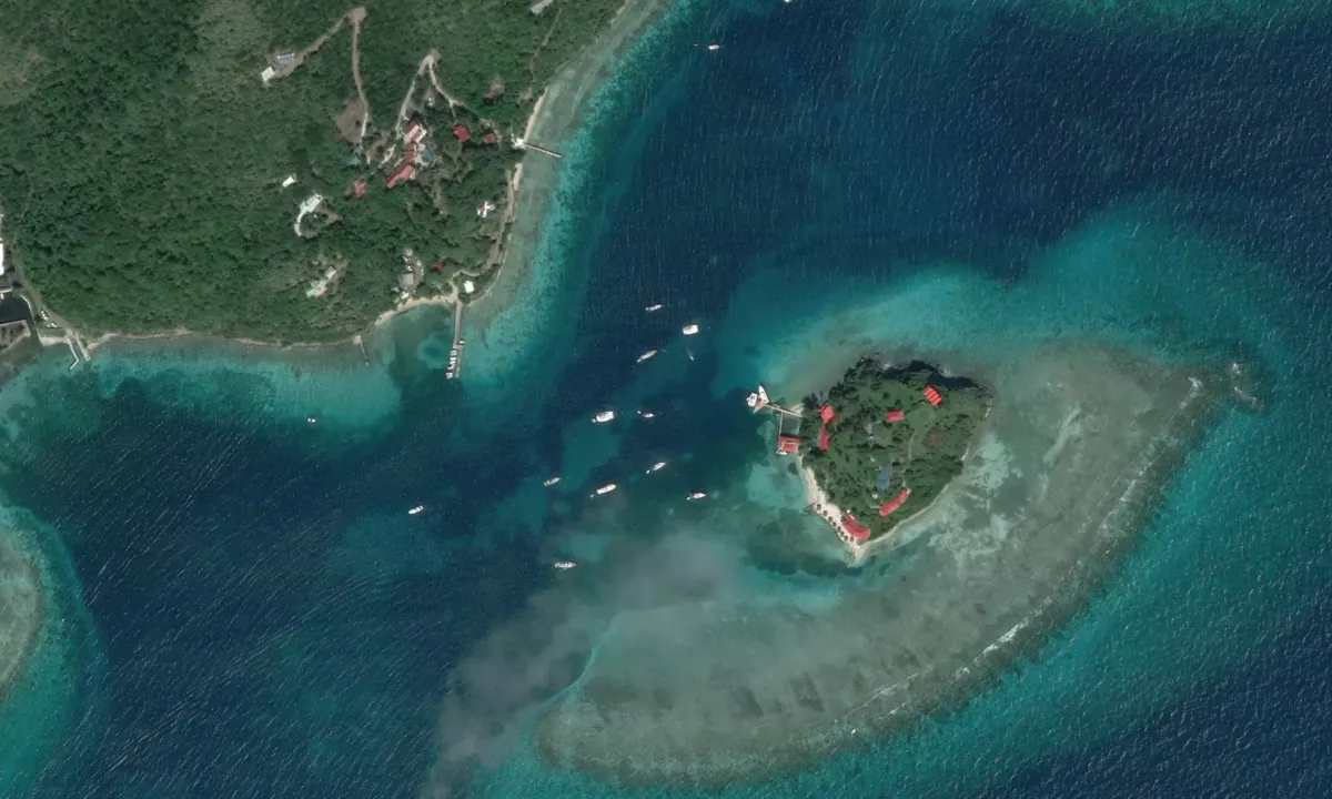 Flyfoto av Pusser's Marina Cay