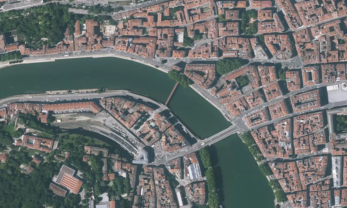 Flyfoto av Quai de Bondy