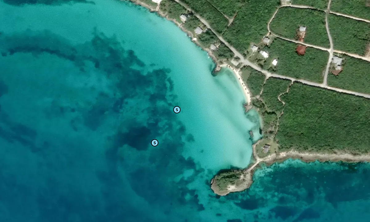Satelite image of Rainbow Cay Beach