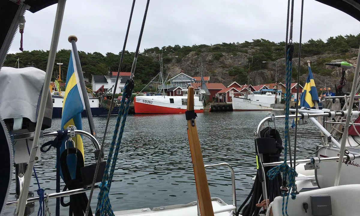 Regnig dag i Resö hamn….