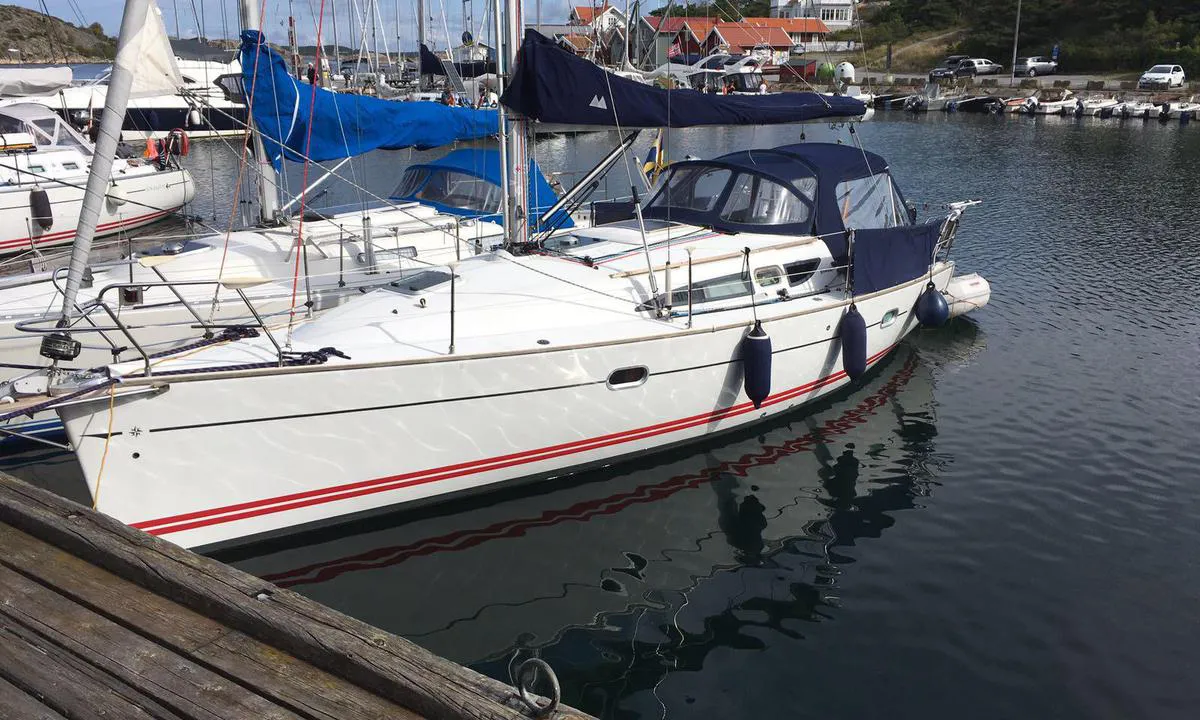 Resö Gästhamn: {"base": "se", "no": "Res\u00f8 havn, ikke helt fullt!", "se": "Res\u00f6 hamn, inte riktigt fullt!", "en": "Res\u00f6 harbor, not quite full!", "da": "Res\u00f6 havn, ikke helt fyldt op!"}